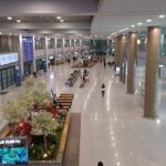 Arrivals hall at Incheon Airport Terminal 1 with Korean exit-gate signs